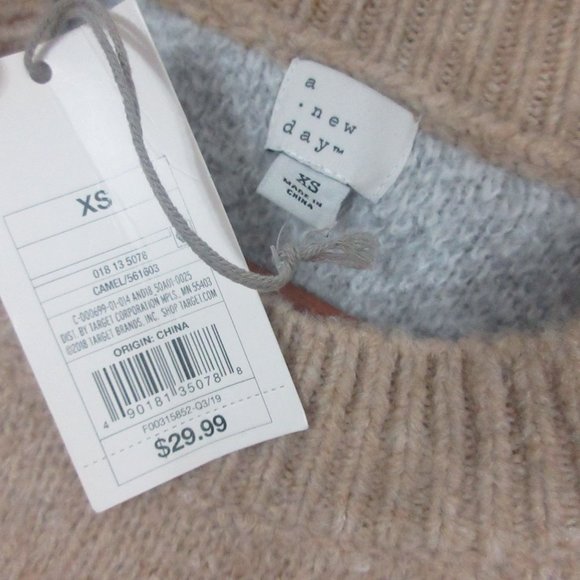 a.new. day women's XS sweater thick Tan Crew Neck Oversized winter Sweater NEW - Picture 5 of 7